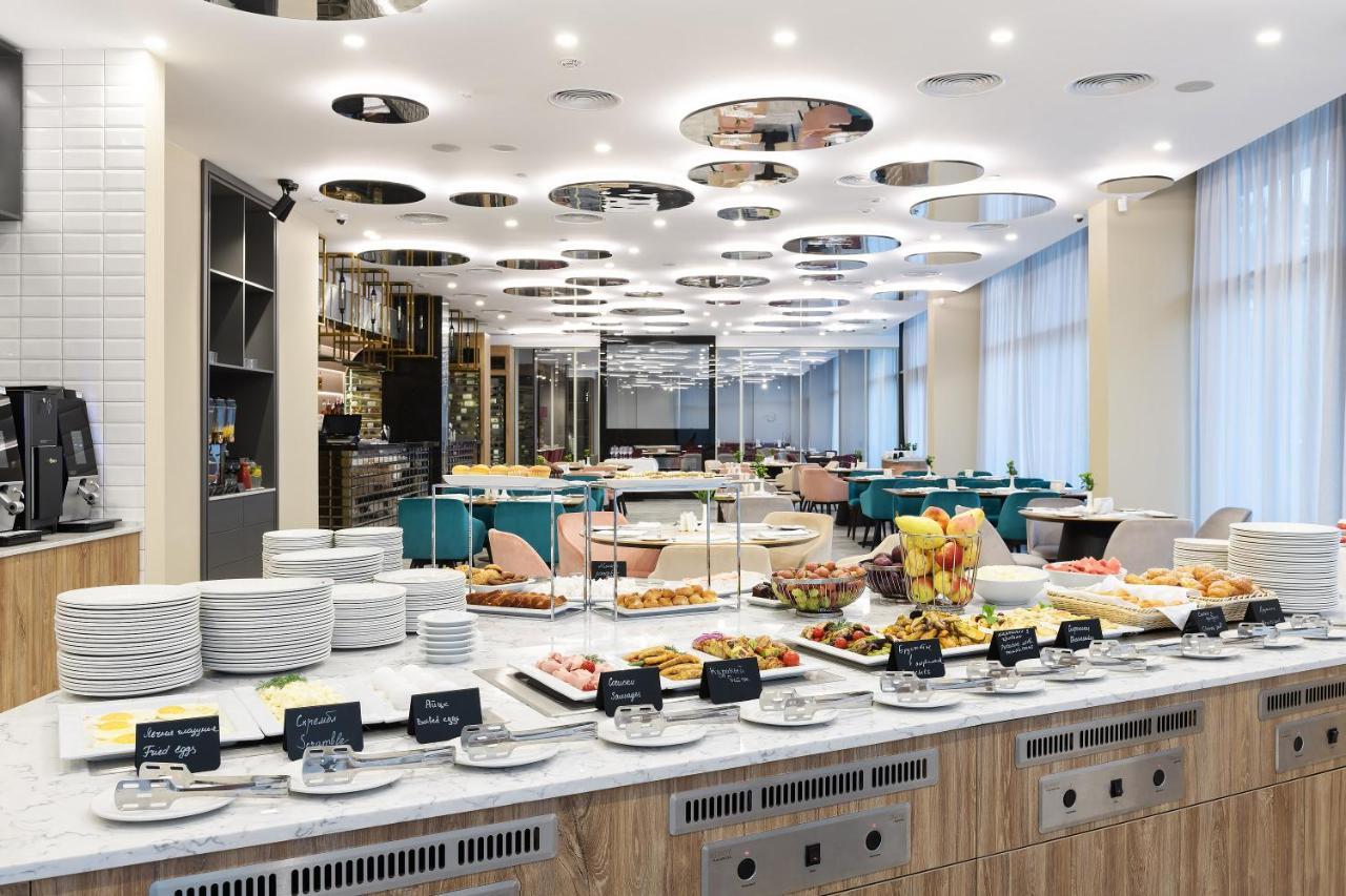 Premier Hotel Odesa Exterior foto The buffet at the lounge