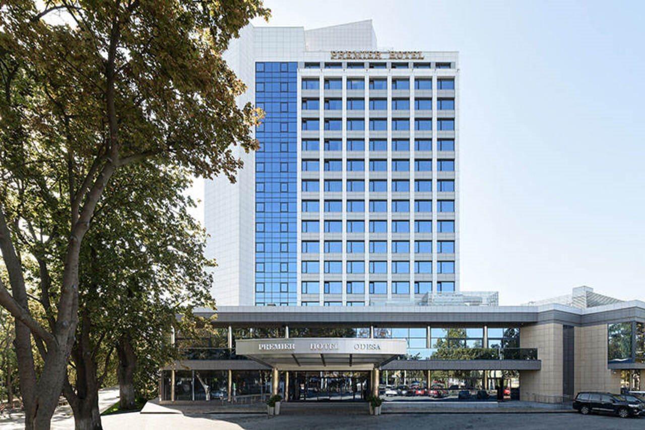 Premier Hotel Odesa Exterior foto The hotel in 2019